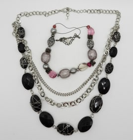 2 CHUNKY FASHION NECKLACES