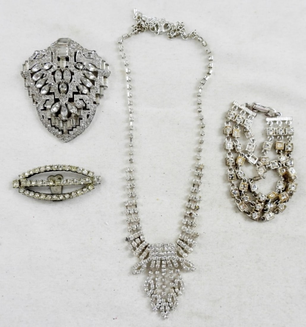 SPARKLING BRIDAL JEWELRY SET (4): DIAMOND LIKE SPARKLING NECKLACE (16IN CHAIN), BRACE AND SCARF CLIPS (2), BID NOW!