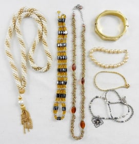 LADIES FASHION NECKLACE & BRACELET LOT
