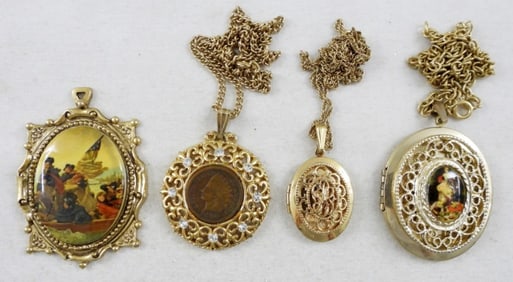 GOLD TONE PENDANT AND LOCKET LOT (4)