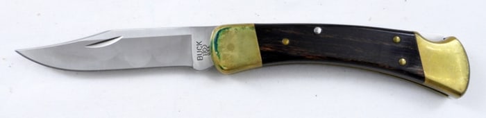 BUCK 110 LOCK BACK KNIFE 4 DOT