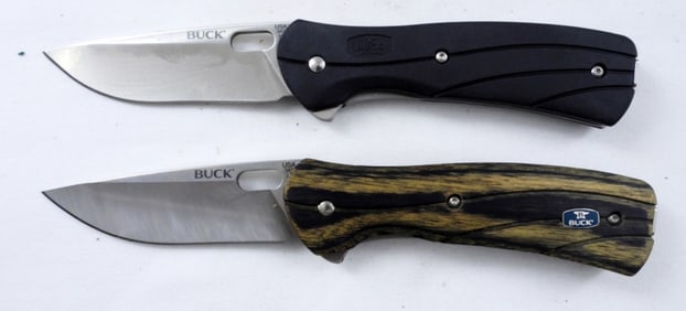 (2) BUCK 345 VANTAGE LOCKBACK KNIVES