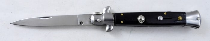 MILANO PUSH BUTTON SPRING ACTION KNIFE
