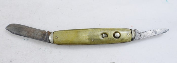 EARLY SCHRADE DUAL PUSH BUTTON KNIFE