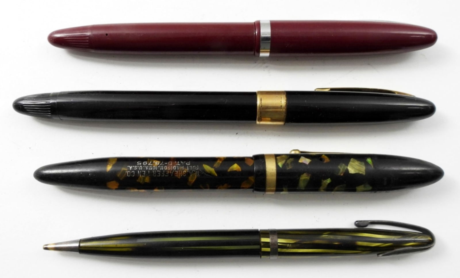 VINTAGE SHEAFFER FOUNTAIN PEN & PENCIL LOT (1 of 3)