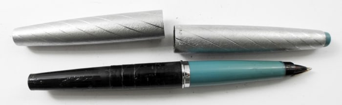 PARKER 45 LADY SILVER BROCADE VTG PEN
