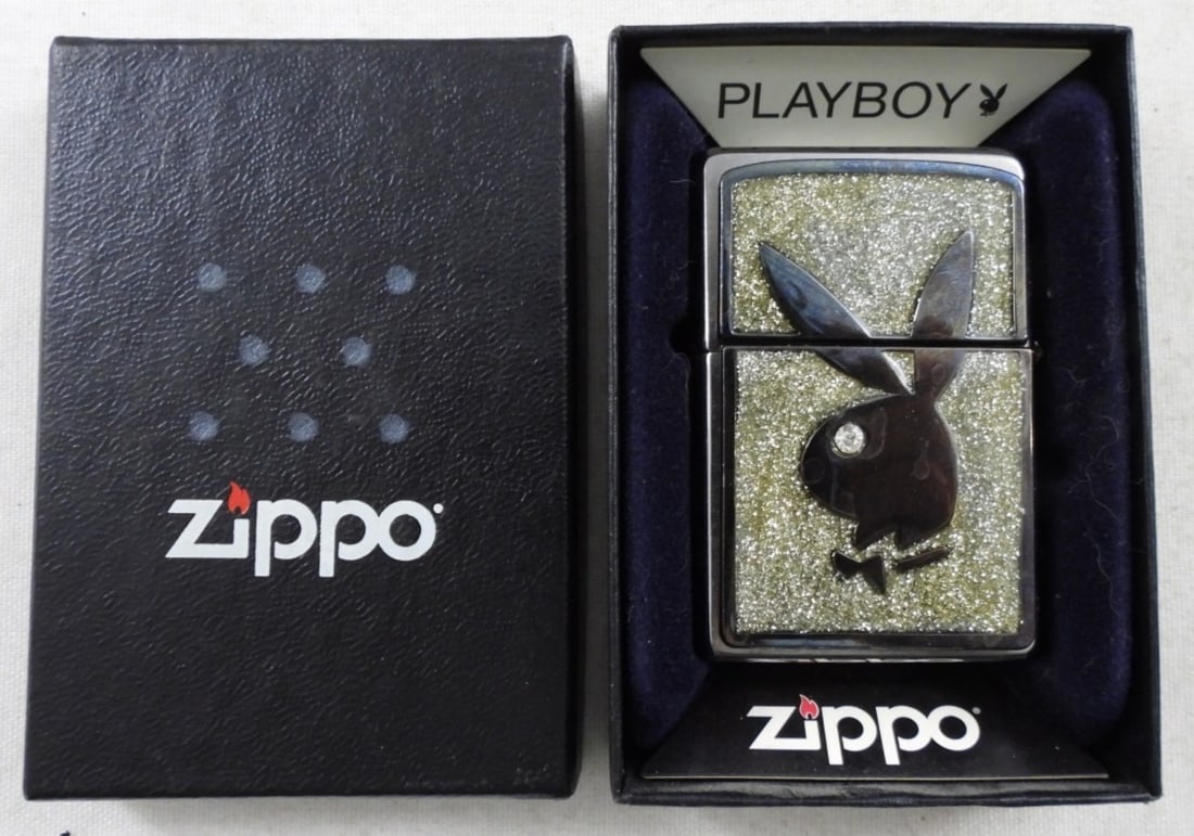 2015 SEALED PLAYBOY BUNNY GLITTER ZIPPO: WHITE GLITTER, SEALED , IN ZIPPO BOX