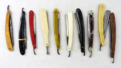 10 VINTAGE RAZORS, NEED REPAIR