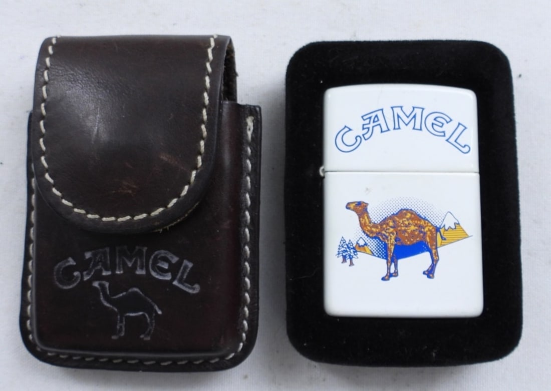 1995 WHITE CAMEL & LEATHER ZIPPO BAG (1 of 4)