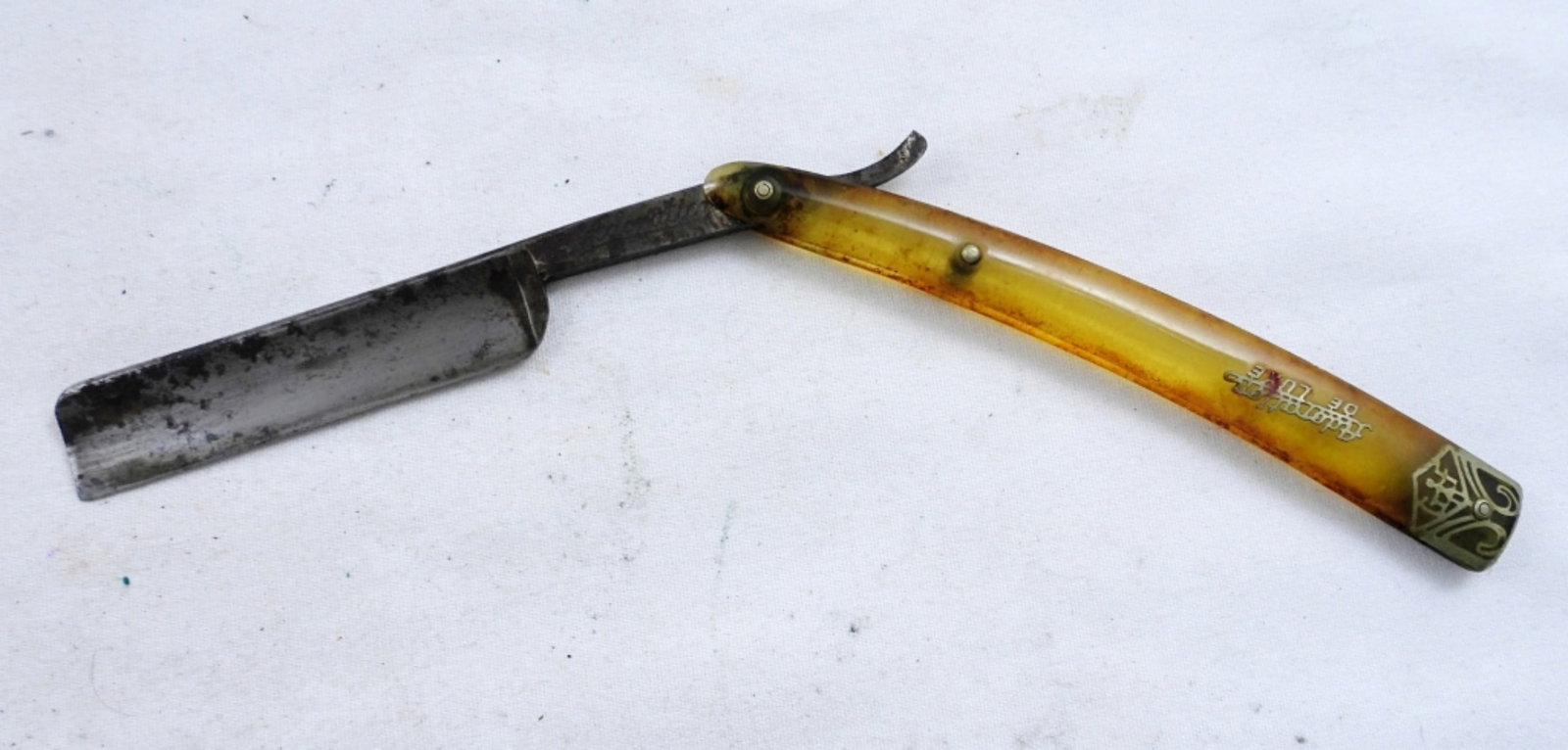 ADORATION VINTAGE GERMAN RAZOR: ADORATION VINTAGE MADE IN GERMANY RAZOR, BID NOW!