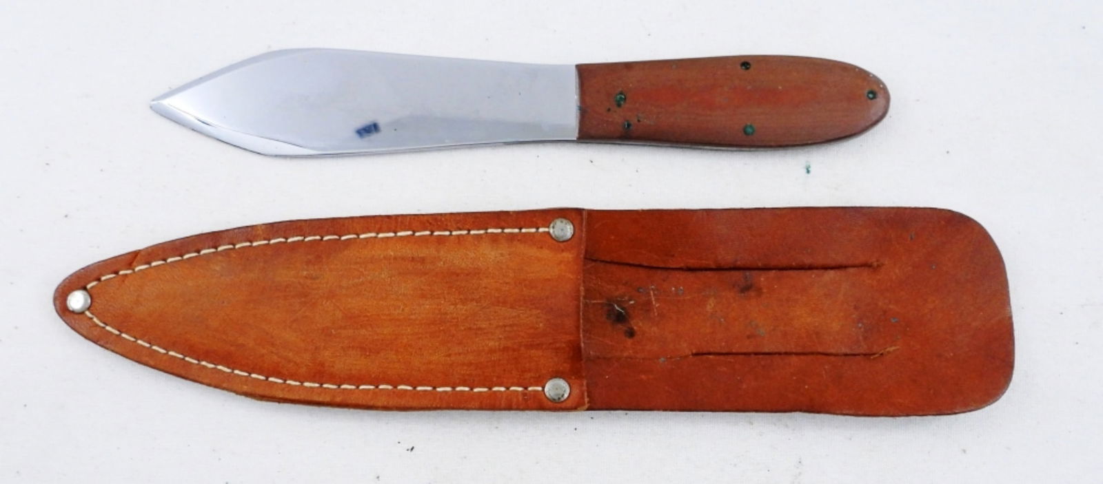 CASE XX THROWING KNIFE (1 of 2)