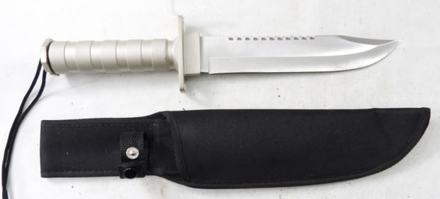 13 1/2" HUNTING KNIFE w/SHEATH - NEW