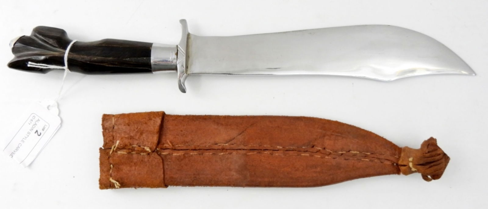ALADIN STYLE CARVED HANDLE KNIFE (1 of 2)