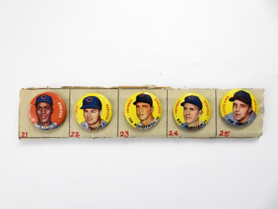(5) 1956 TOPPS BASEBALL PINS / BUTTONS (1 of 1)