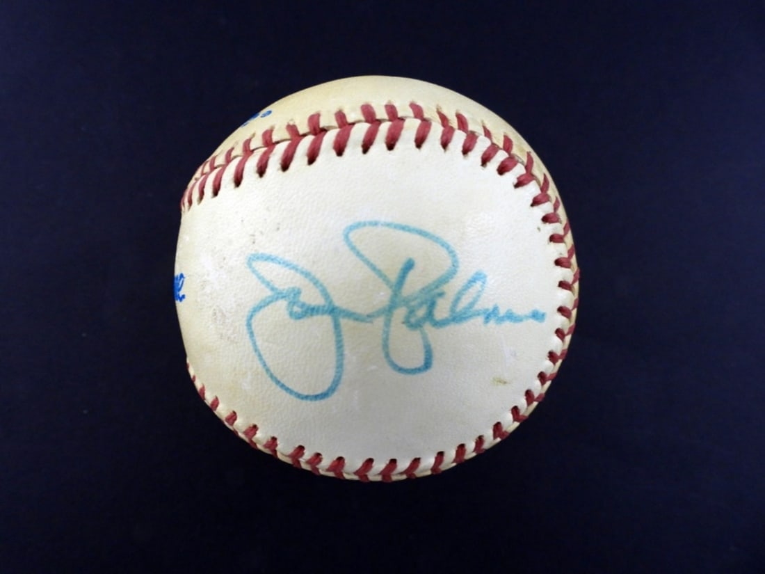 JIM PALMER SIGNED BASEBALL (1 of 2)