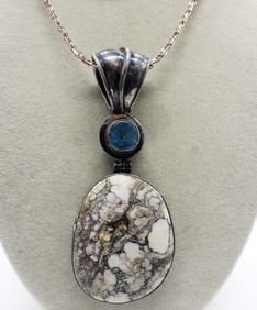 WILD HORSE TURQUOISE NECKLACE