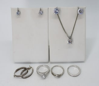 BRIDAL STYLE DIAMOND RING & MORE 925