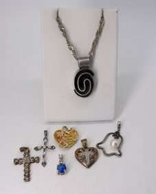(8) PENDANTS & CHAIN STERLING