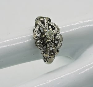 10K GOLD-DIAMOND ENGAGEMENT RING