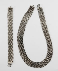 GORGEOUS NECKLACE AND BRACELET LOT .925