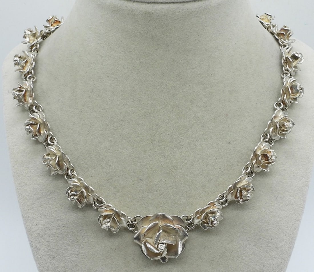 VTG MEXICO STERLING ROSE NECKLACE (1 of 2)