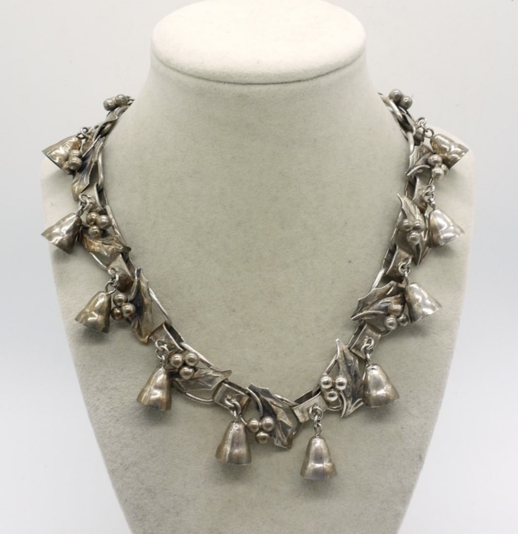 TAXCO HOLLY BERRY SILVER BELL NECKLACE: STERLING TAXCO - MEXICO HOLLY BERRY / SILVER BELL NECKLACE. 17", THICK AND HEAVY! IN GREAT CONDITION! MARKED TH-29 925 MEXICO. 84.3 DWT