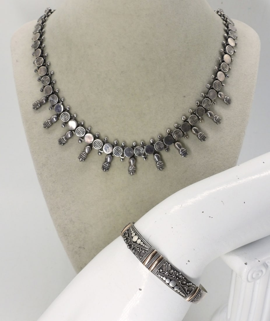 VTG ORNATE NECKLACE BRACELET 925 (1 of 3)