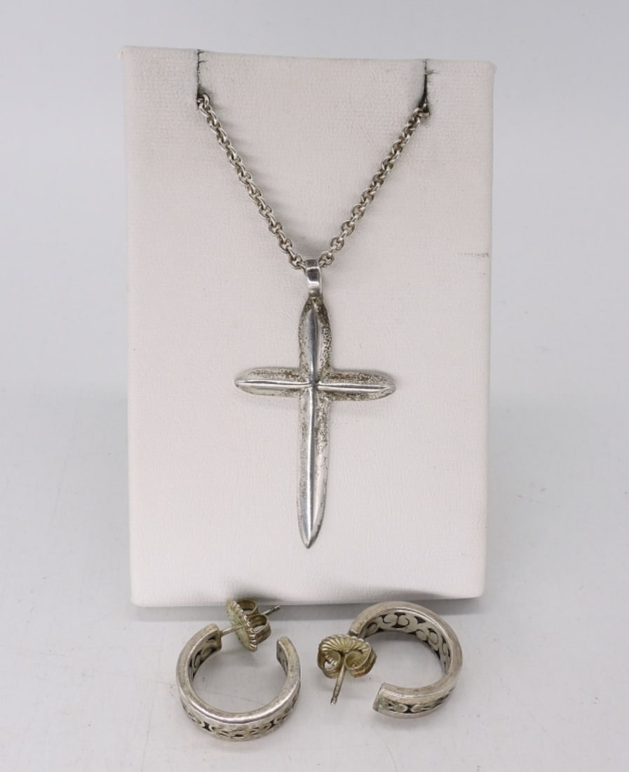 STERLING CROSS PENDANT & EARRINGS: STERLING CROSS PENDANT ON A 18" CHAIN. STERLING PIERCED EARRINGS. 13 DWT