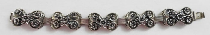 PETTELL'S STERLING FLOWER BRACELET