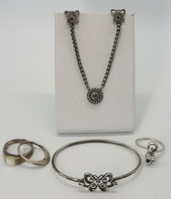 PRETTY STERLING RINGS & MORE