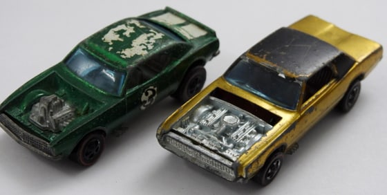 (2) HOT WHEELS REDLINE CARs