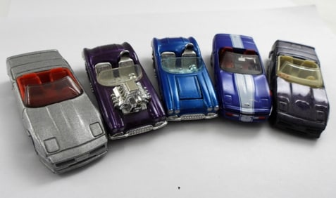 (5) CORVETTE HOT WHEELS / MATCHBOX LOT
