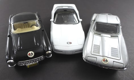 (3) CORVETTE DIE CAST CARS 1/38 SCALE