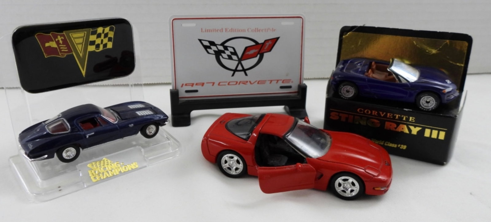 (3) CORVETTE DIE CAST SHOW CARS: with DISPLAYS