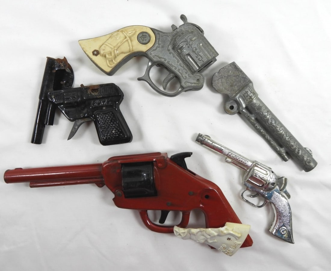 (4) TOY GUNS for PARTS / REPAIR: VARIOUS TYPES