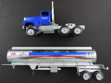WINROSS MARATHON "ASHLAND" OIL TRUCK