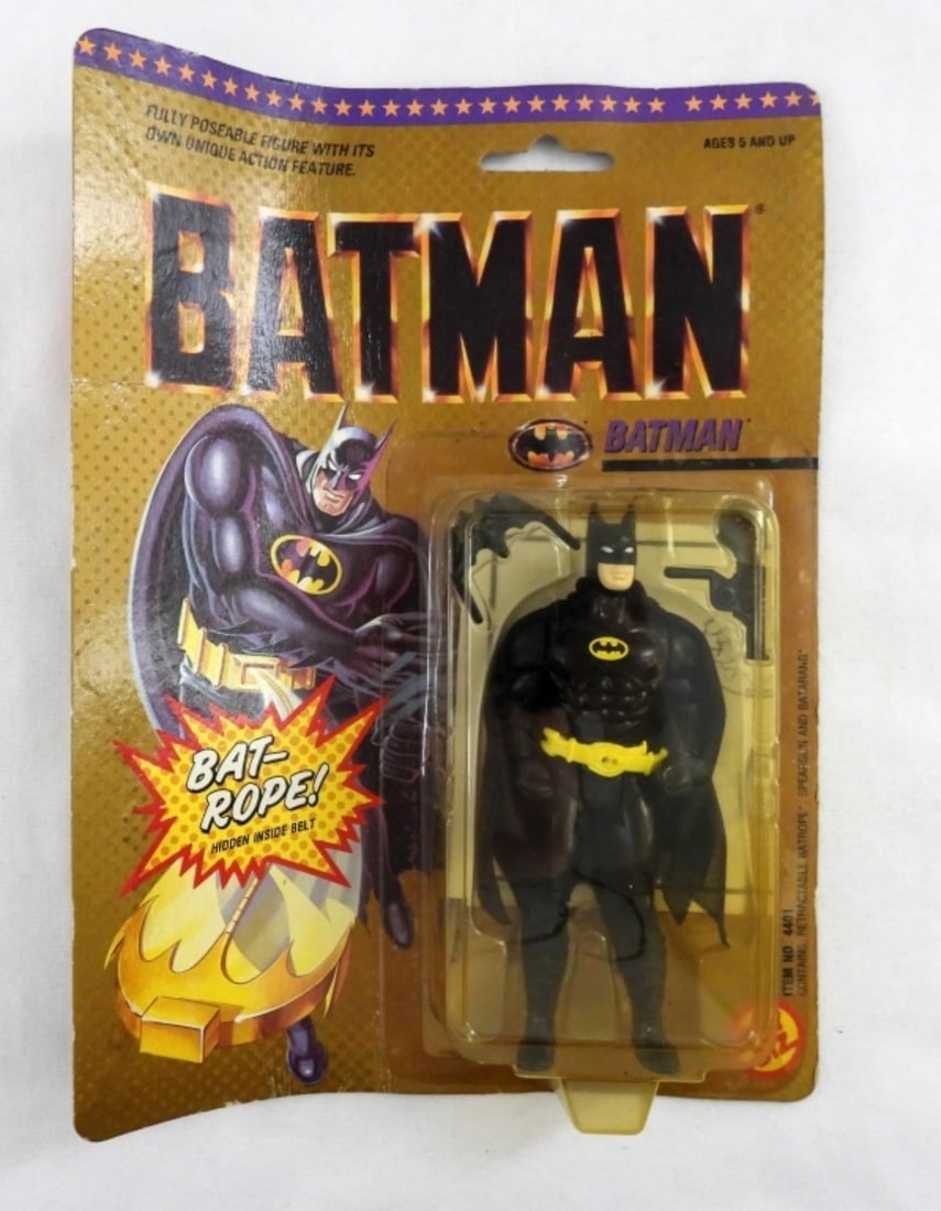 1985 TOY BIZ BATMAN POSEABLE FIGURE (1 of 3)