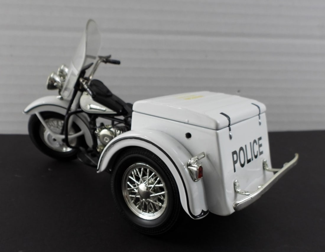 VTG HARLEY DAVIDSON POLICE BANK: VINTAGE HARLEY DAVIDSON MOTORCYCLE POLICE BANK