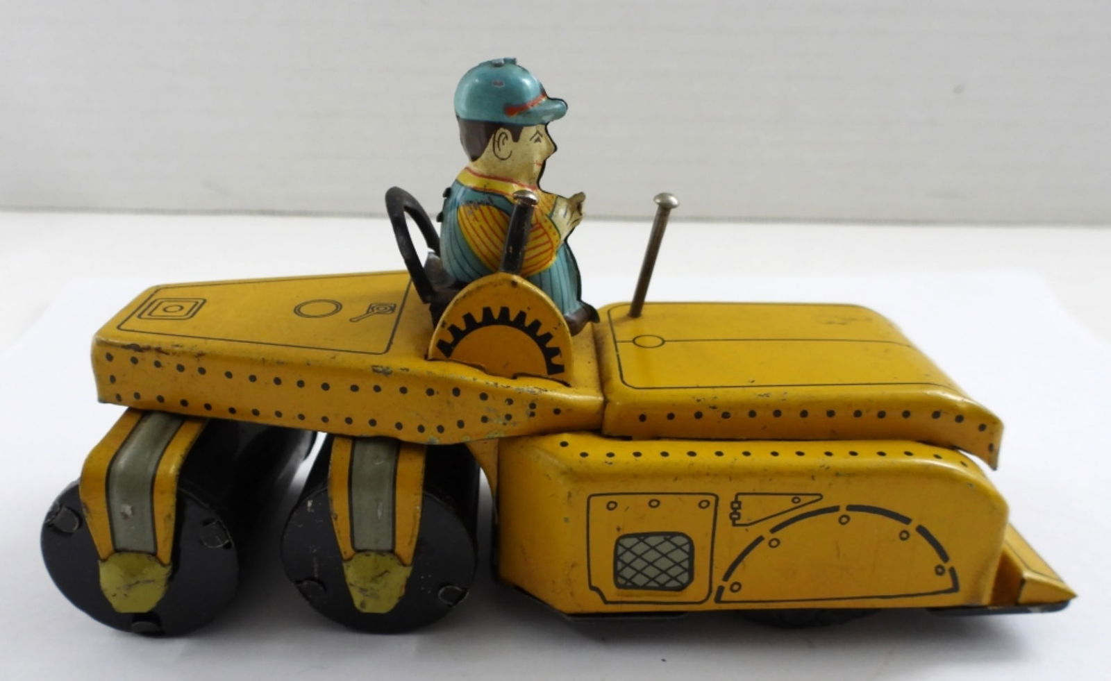 LINE MAR TOYS FRICTION TOY ROLLER (1 of 5)