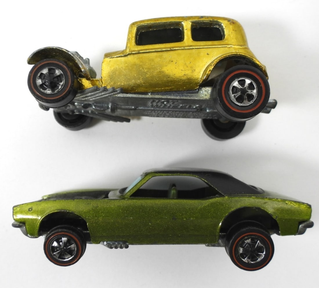 (2) REDLINES- CAMARO & 32 FORD VICKY (1 of 4)