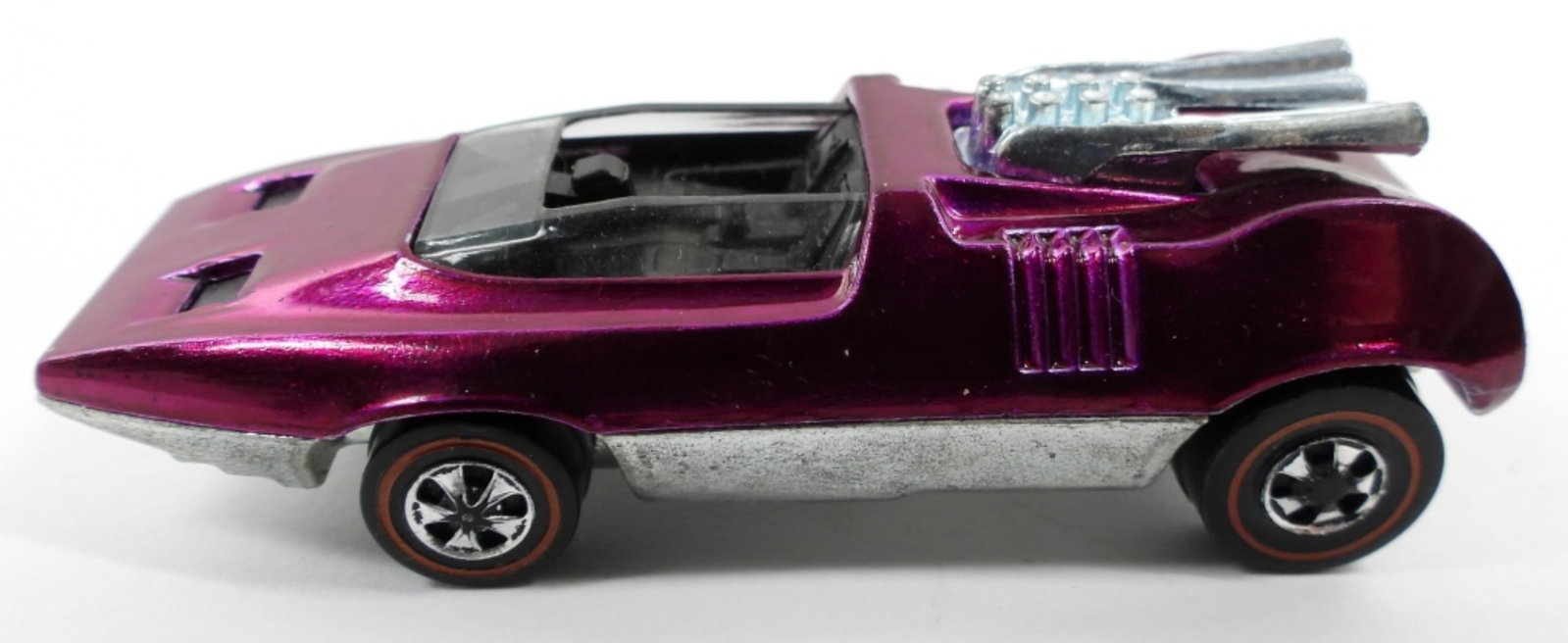 1969 REDLINE PEEPING BOMB HOT WHEELS: 1969 PEEPING BOMB REDLINE HOT WHEELS IN GOOD CONDITION- PREOWNED.