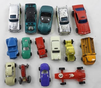 MIXED TOY CAR LOT- HOTWHEEL,LESNEY