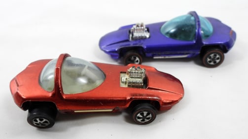(2) HOTWHEELS SILHOUETTE REDLINES