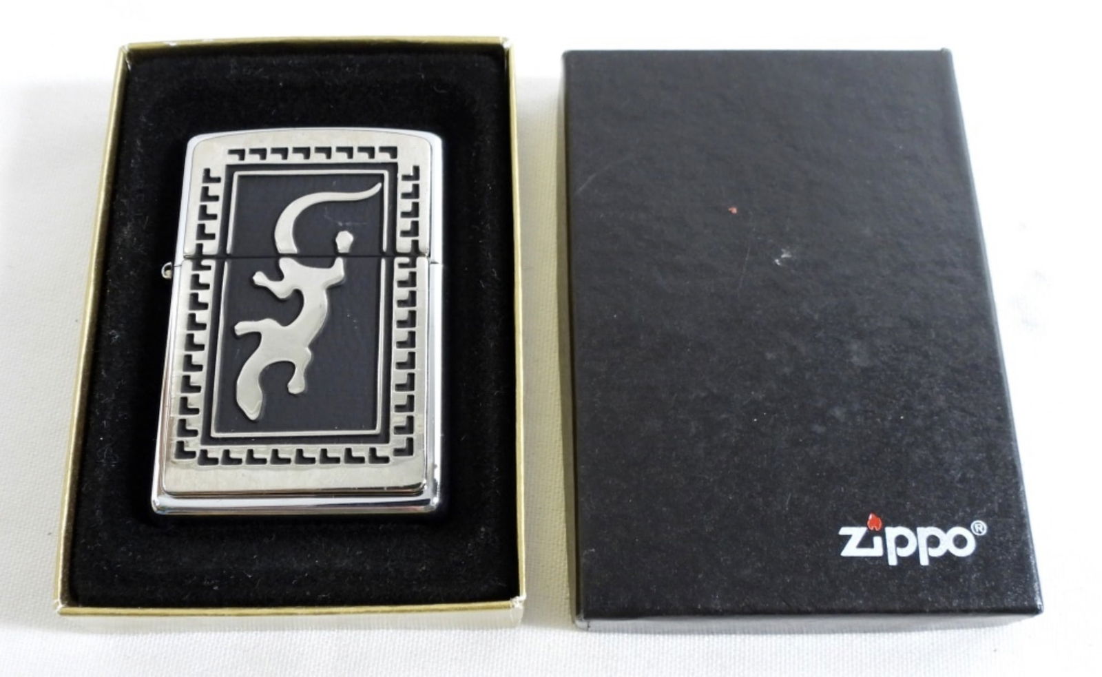 2000 GECKO ZIPPO (1 of 3)