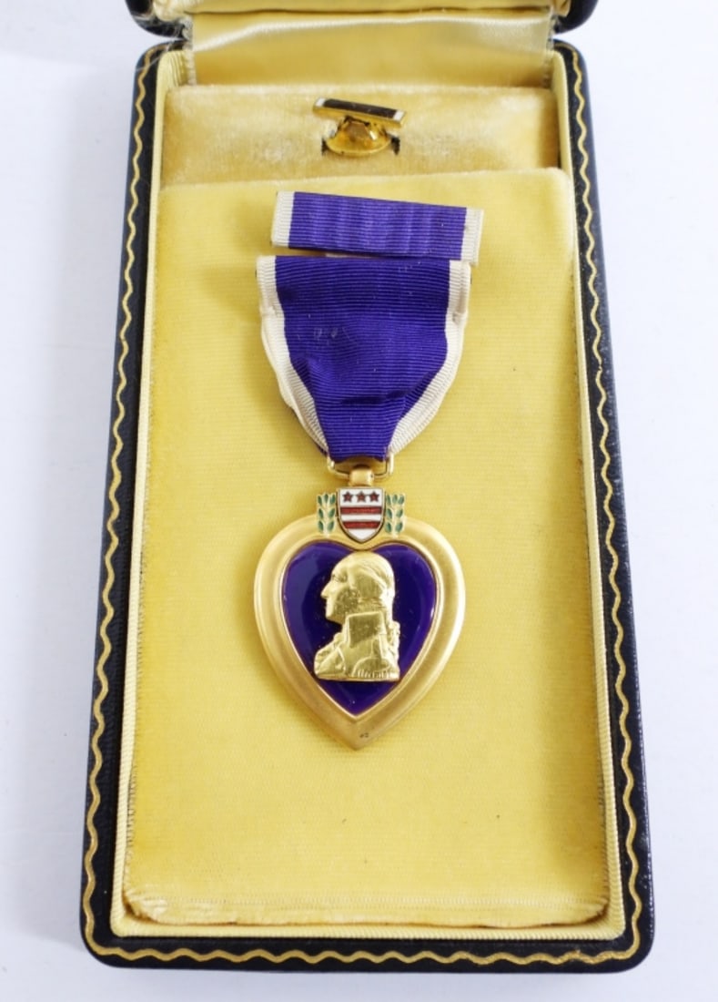 U.S. PURPLE HEART MEDAL - NAMED (1 of 4)