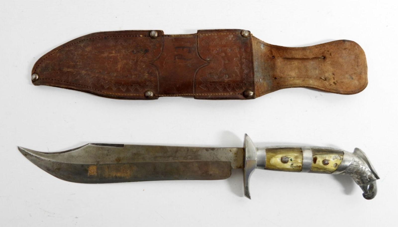 EAGLE HANDLE BOWIE KNIFE (1 of 2)