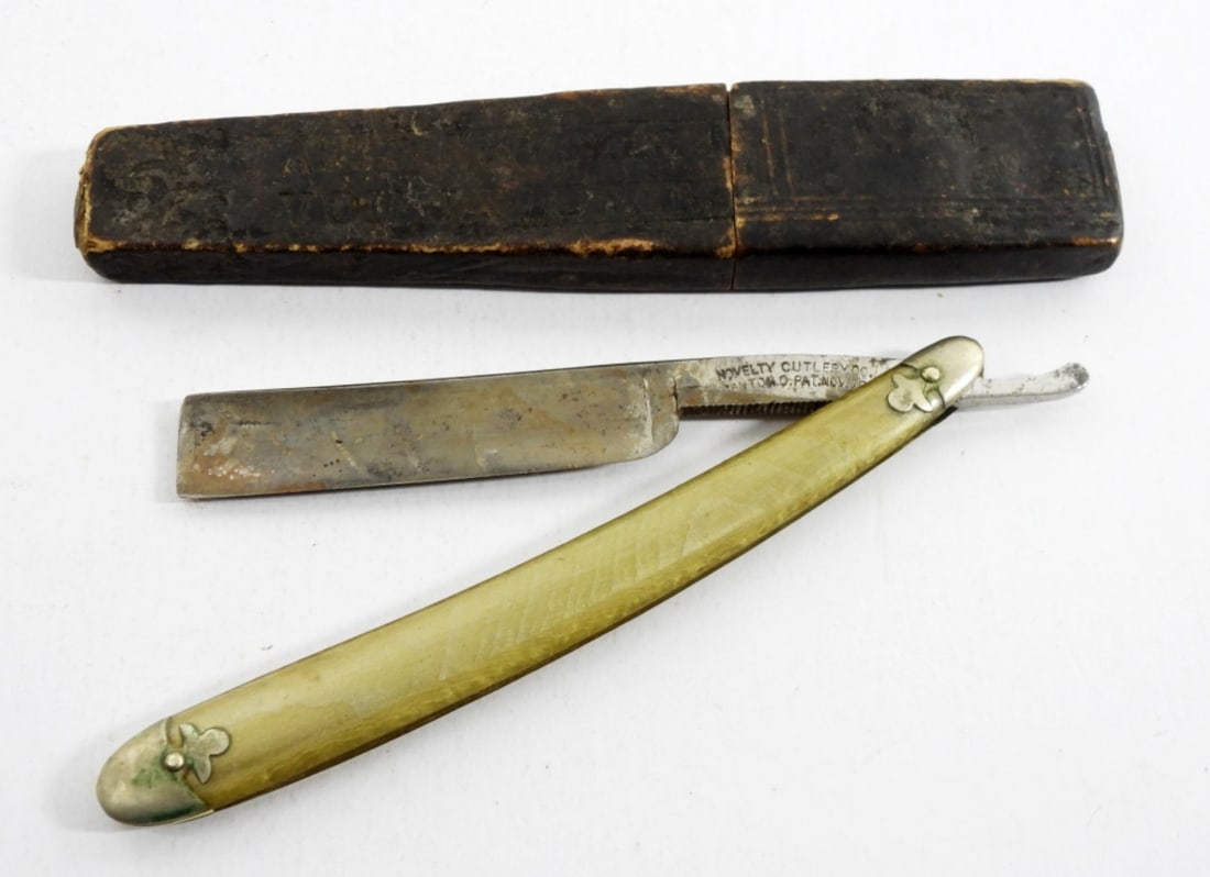 VINTAGE NOVELTY CUTLERY STRAIGHT EDGE RAZOR (1 of 3)