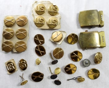 LOT MILITRAY COLLAR U.S. PINS & MORE