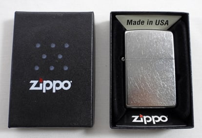 2013 CHROME SEALED /UNFIRED ZIPPO IN BOX