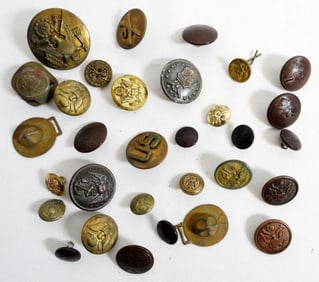 VTG U.S. MILITARY BUTTON & PIN LOT